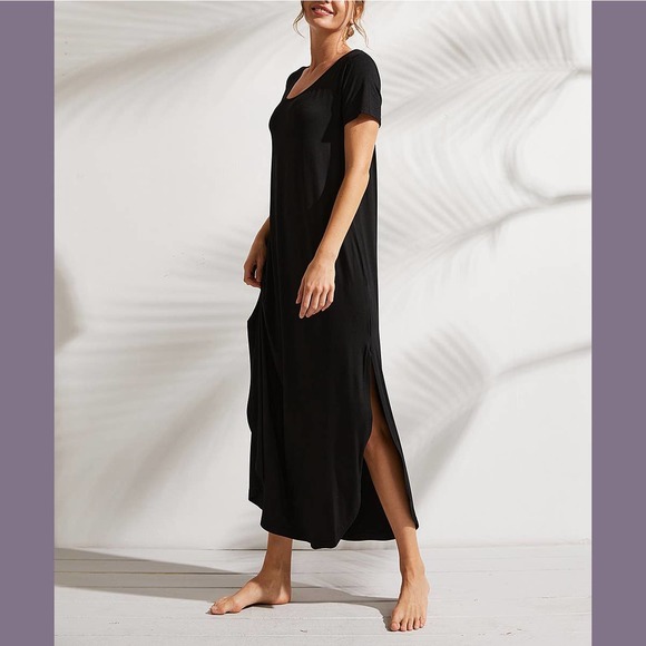 Simple by Suzanne Betro Pocket Side Slit Cutout Back Maxi Dress In Black - Picture 4 of 11